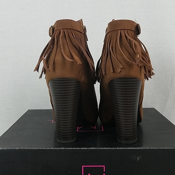 Material Girl Mpersia Ankle Boots - Picture 5 of 6